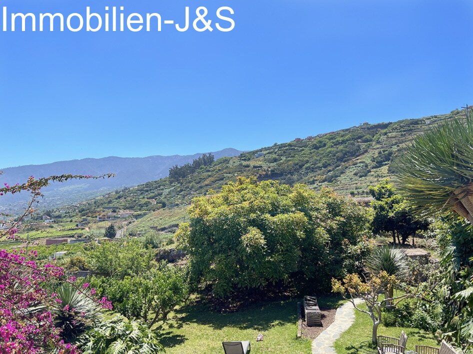 Prächtiges Einfamilienhaus mit großem Garten in Orotava