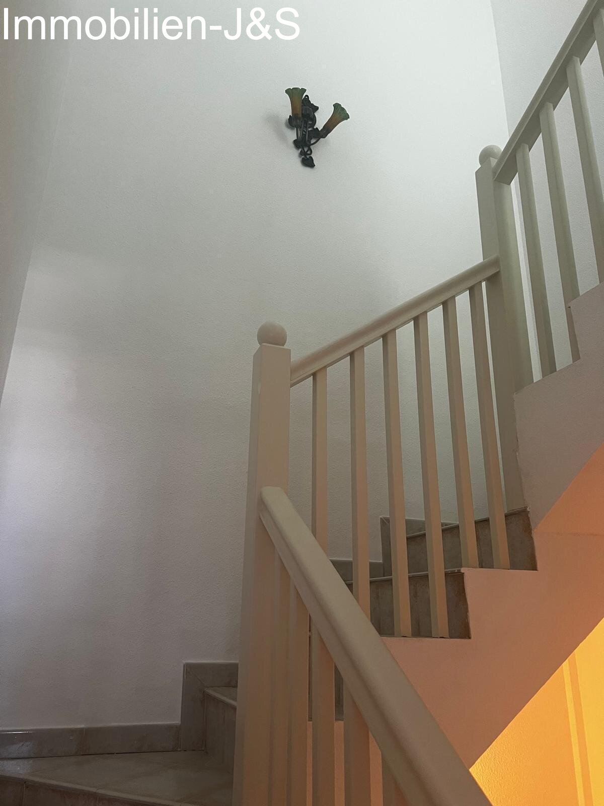 Schickes Duplex mit 3 Schlafzimmern und Stellplatz in Costa de Silencio