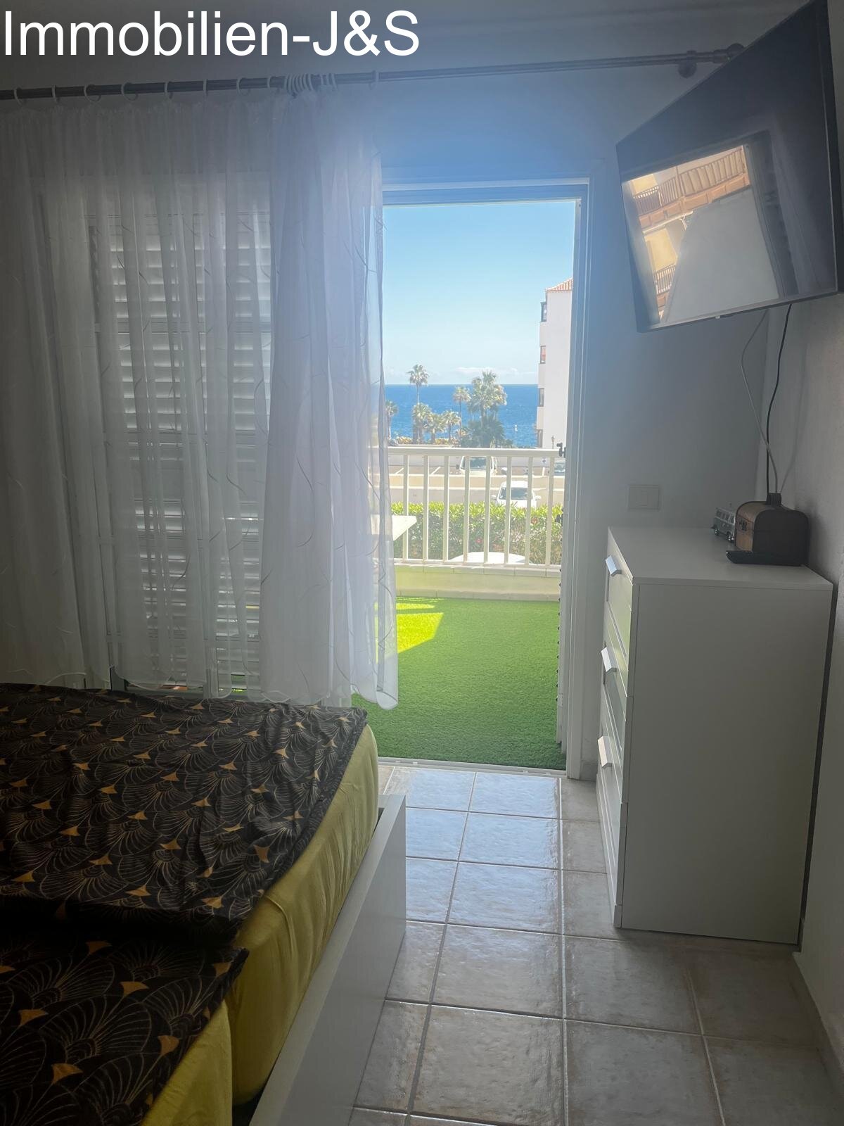 Schickes Duplex mit 3 Schlafzimmern und Stellplatz in Costa de Silencio