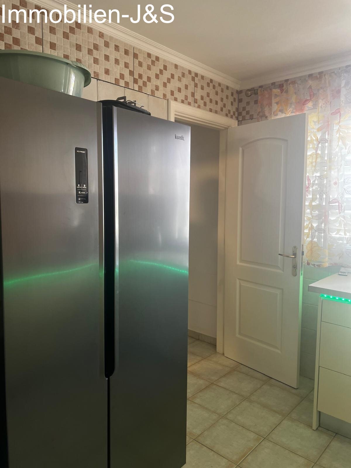 Schickes Duplex mit 3 Schlafzimmern und Stellplatz in Costa de Silencio