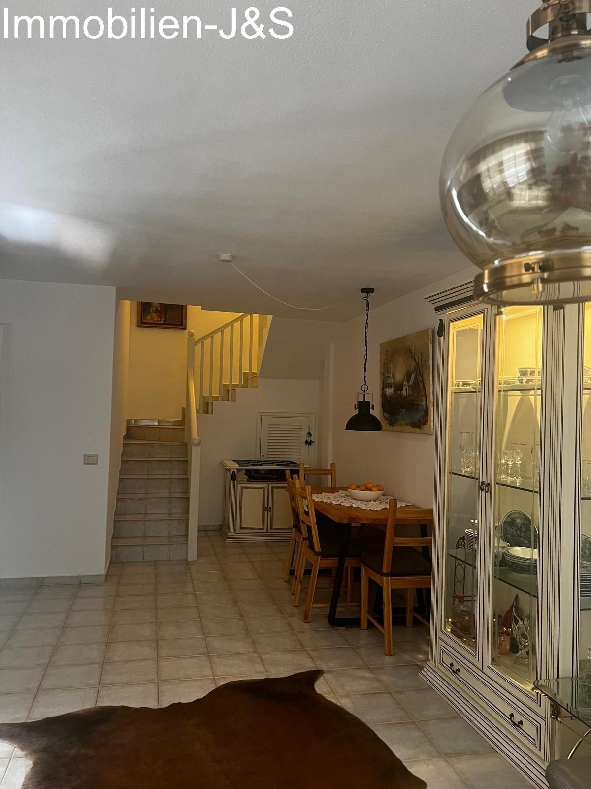 Schickes Duplex mit 3 Schlafzimmern und Stellplatz in Costa de Silencio