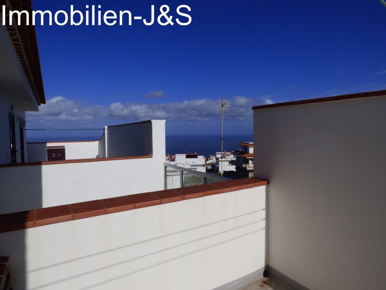 Blick auf die Nachbarwohnung Blick auf die Nachbarwohnung