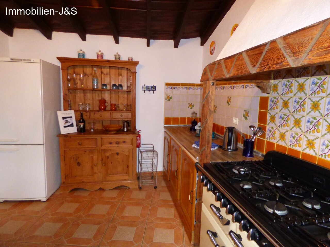 Extraordinary Canarian town house in the north of Tenerife with outbuildings