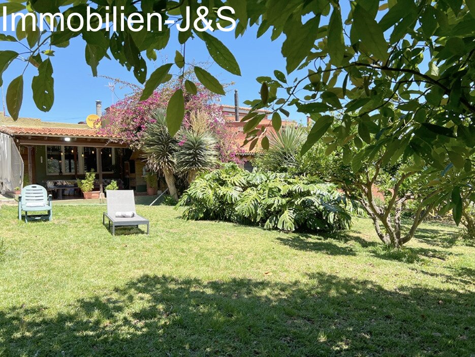 Magnificent detached house with large garden in Orotava