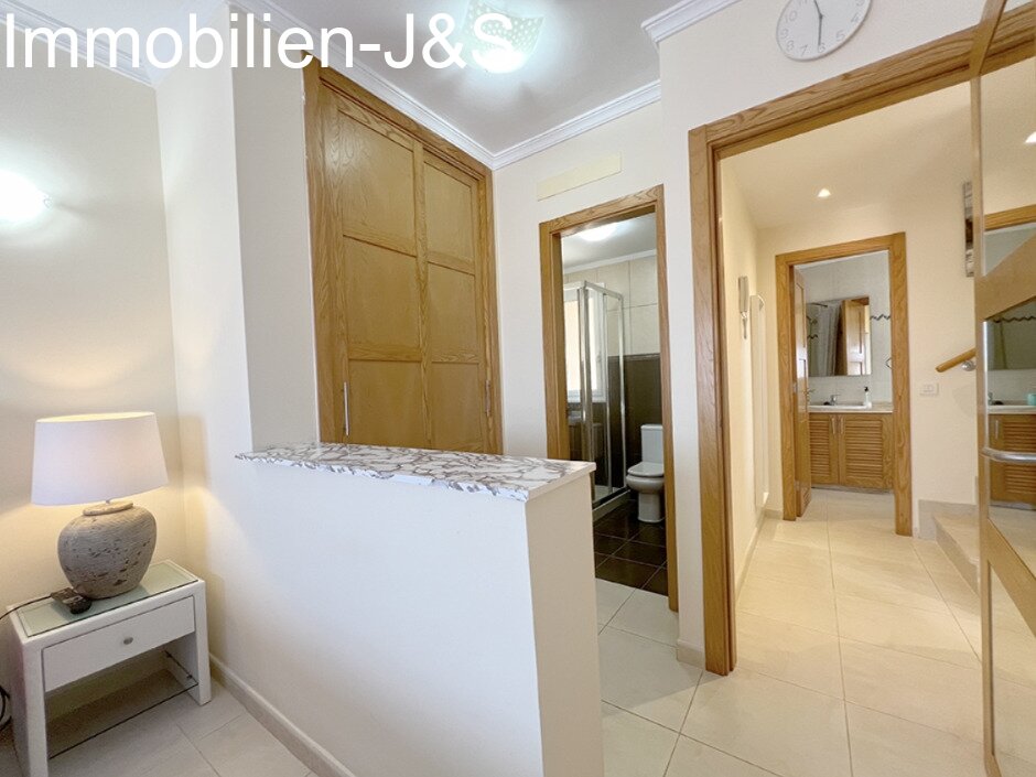 Cozy townhouse for sale on the southwest coast of Tenerife, in the beautiful tourist area of Puerto de Santiago.