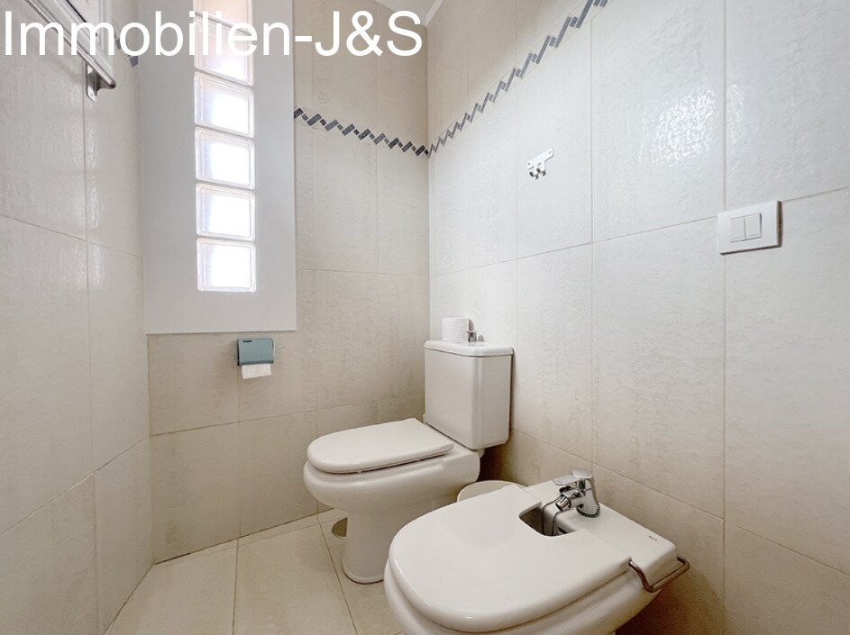 Cozy townhouse for sale on the southwest coast of Tenerife, in the beautiful tourist area of Puerto de Santiago.