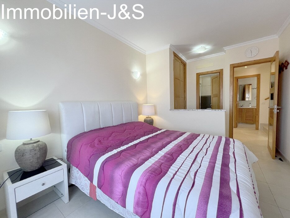 Cozy townhouse for sale on the southwest coast of Tenerife, in the beautiful tourist area of Puerto de Santiago.