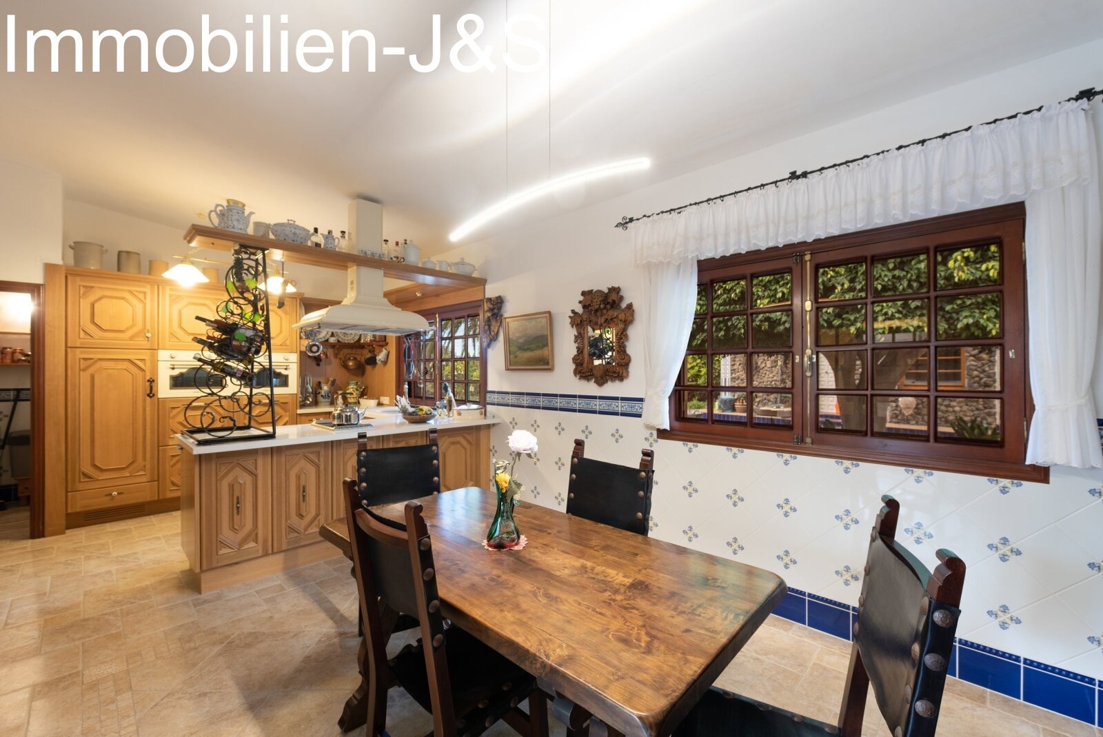 Kitchen and dining area