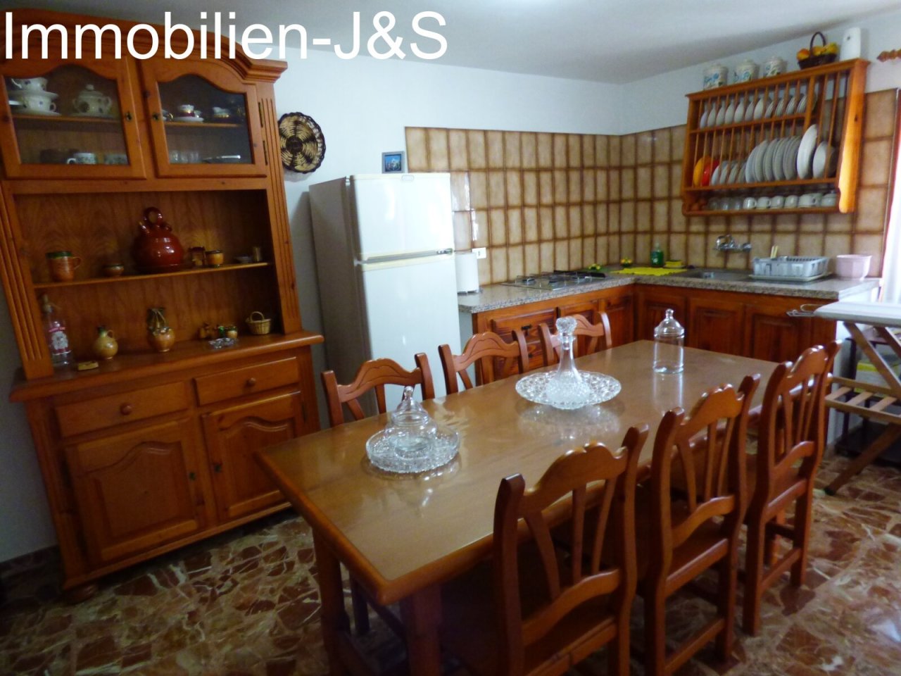 Kitchen upper floor Kitchen upper floor