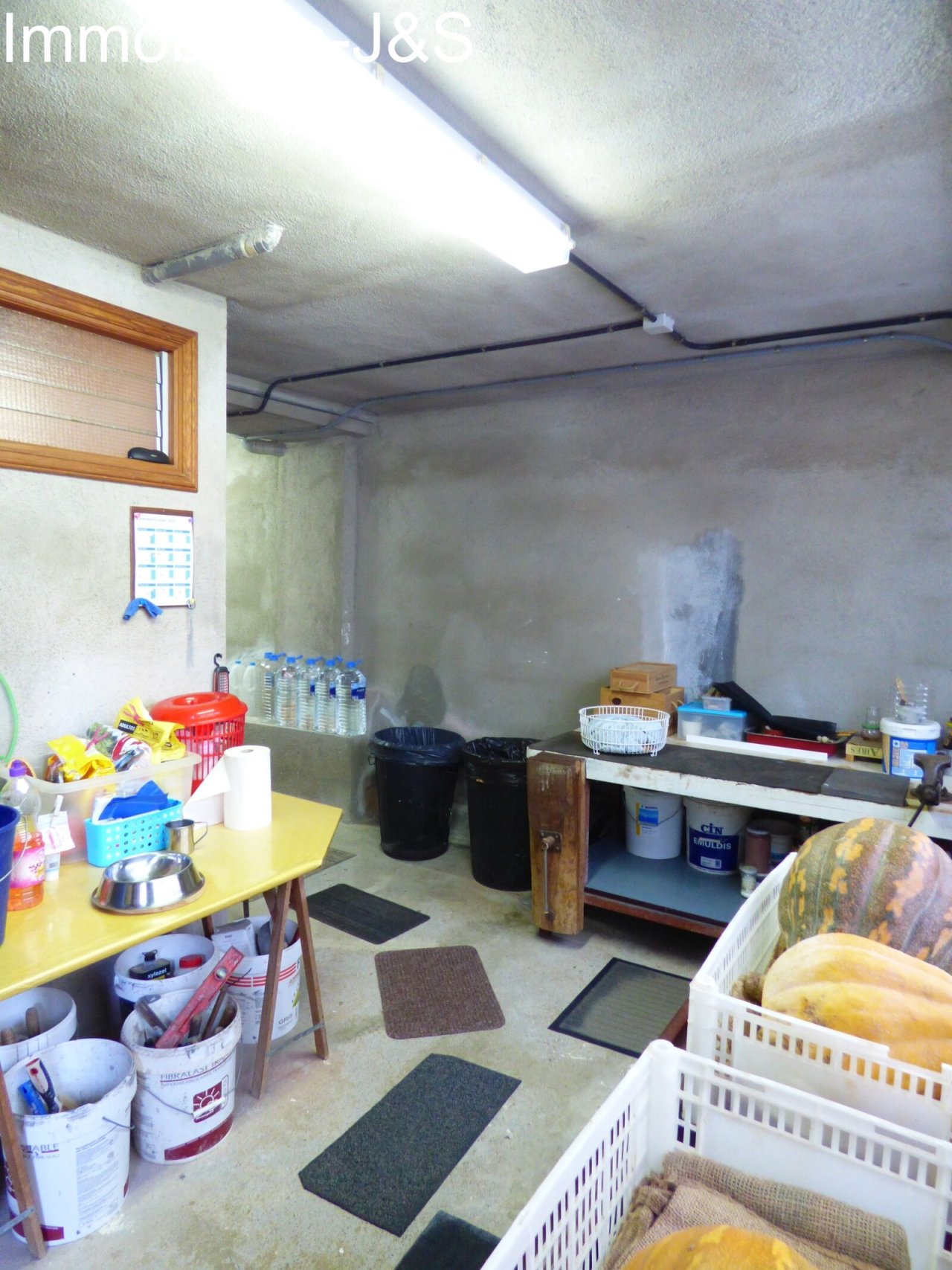 Storage room Storage room