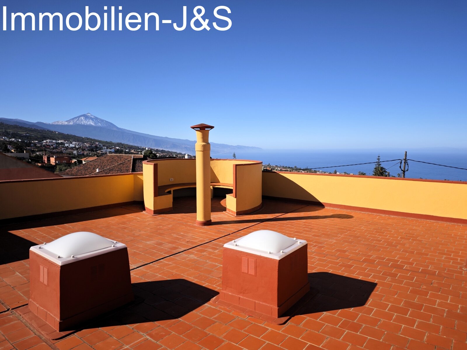 Roof terrace Teide view