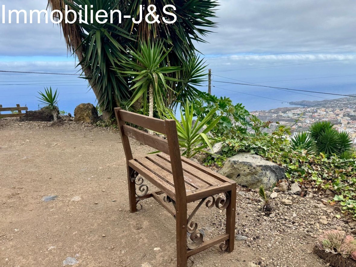 Icod: Exceptional property with panoramic views and active catering license in the north of Tenerife Icod: Exceptional property with panoramic views and active catering license in the north of Tenerife