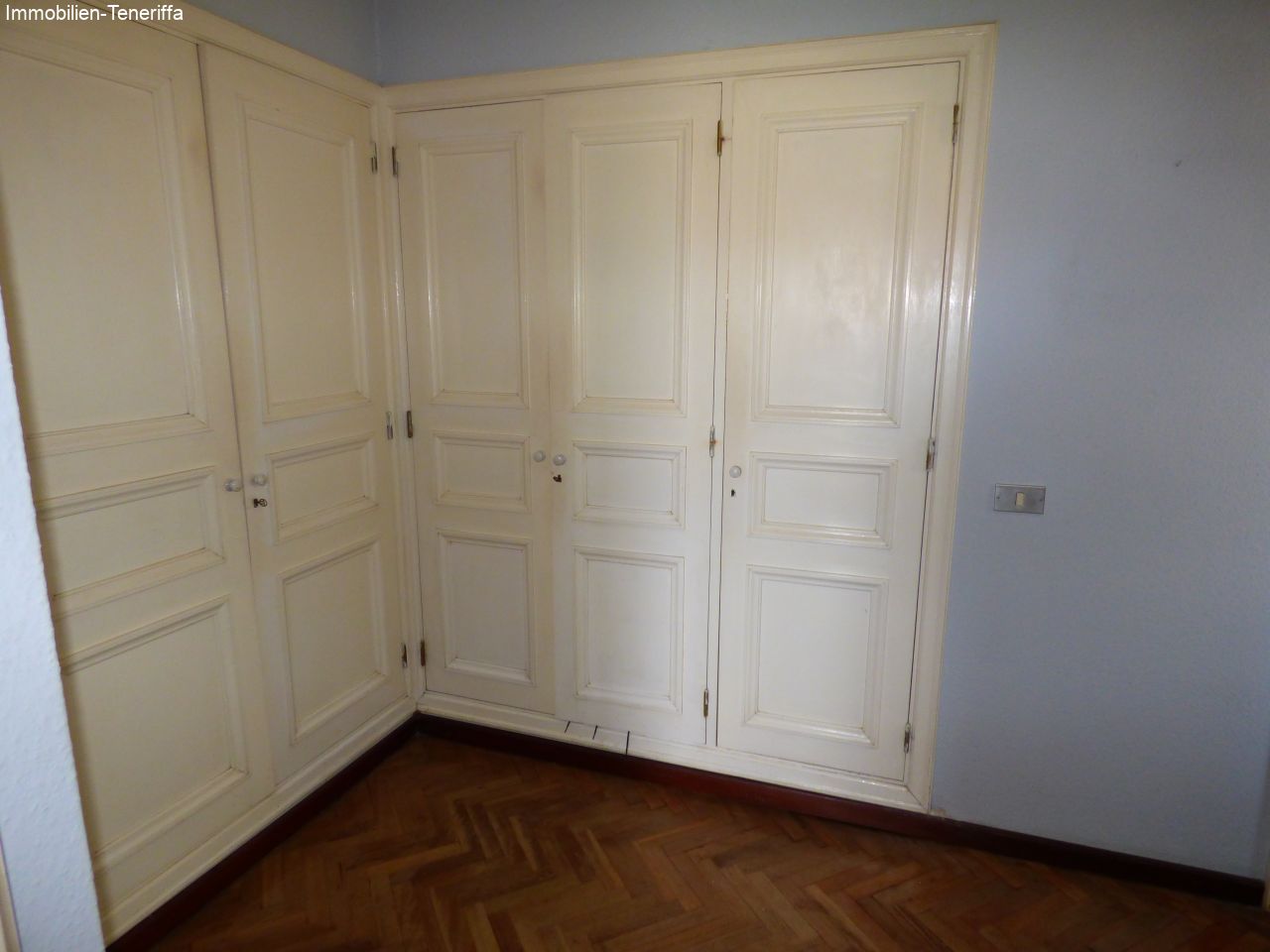 Bungalow con mucho espacio y parcela en el corazón de La Paz, Puerto de la Cruz