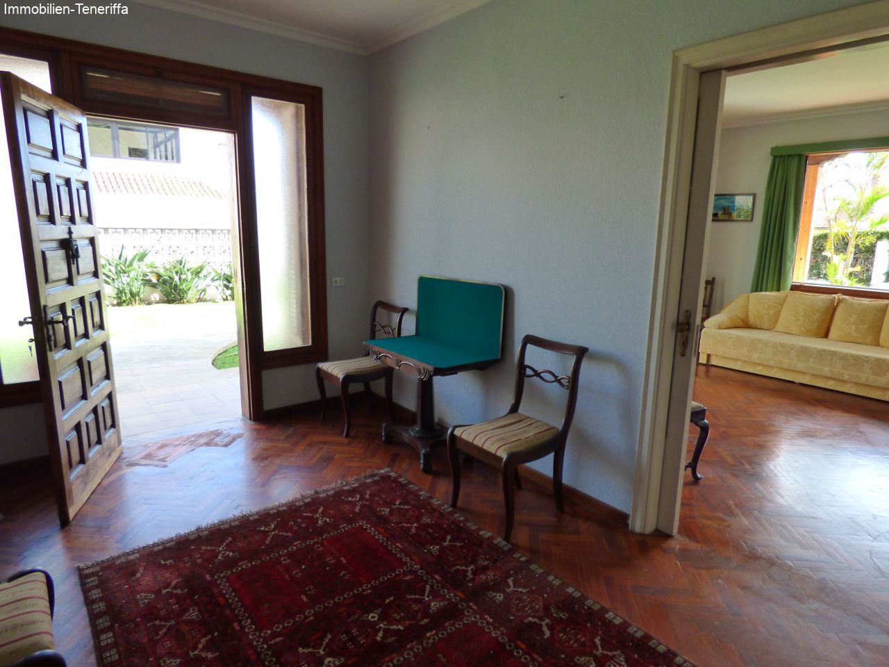 Bungalow con mucho espacio y parcela en el corazón de La Paz, Puerto de la Cruz