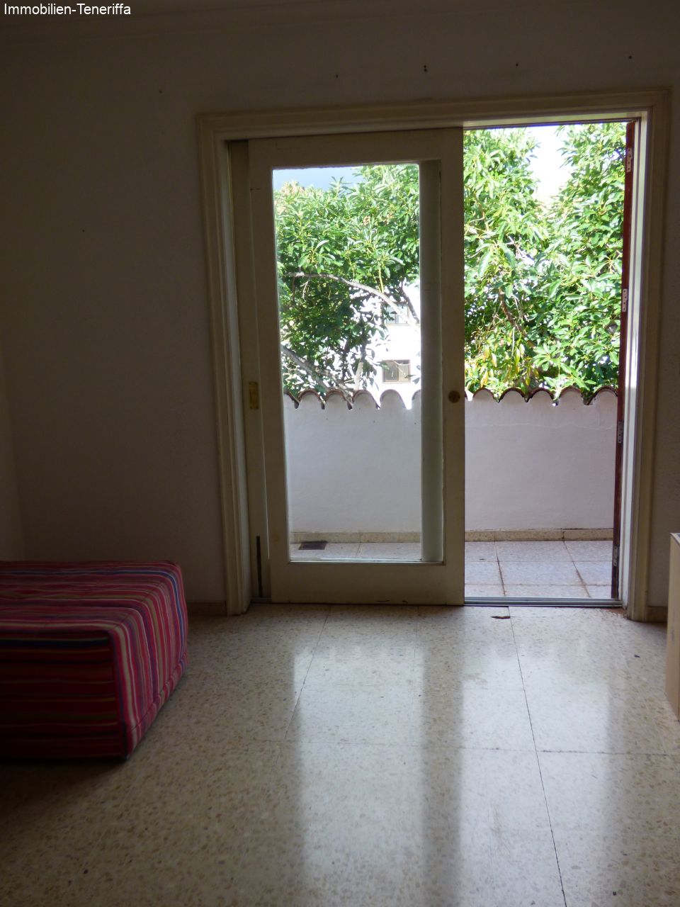 Bungalow con mucho espacio y parcela en el corazón de La Paz, Puerto de la Cruz