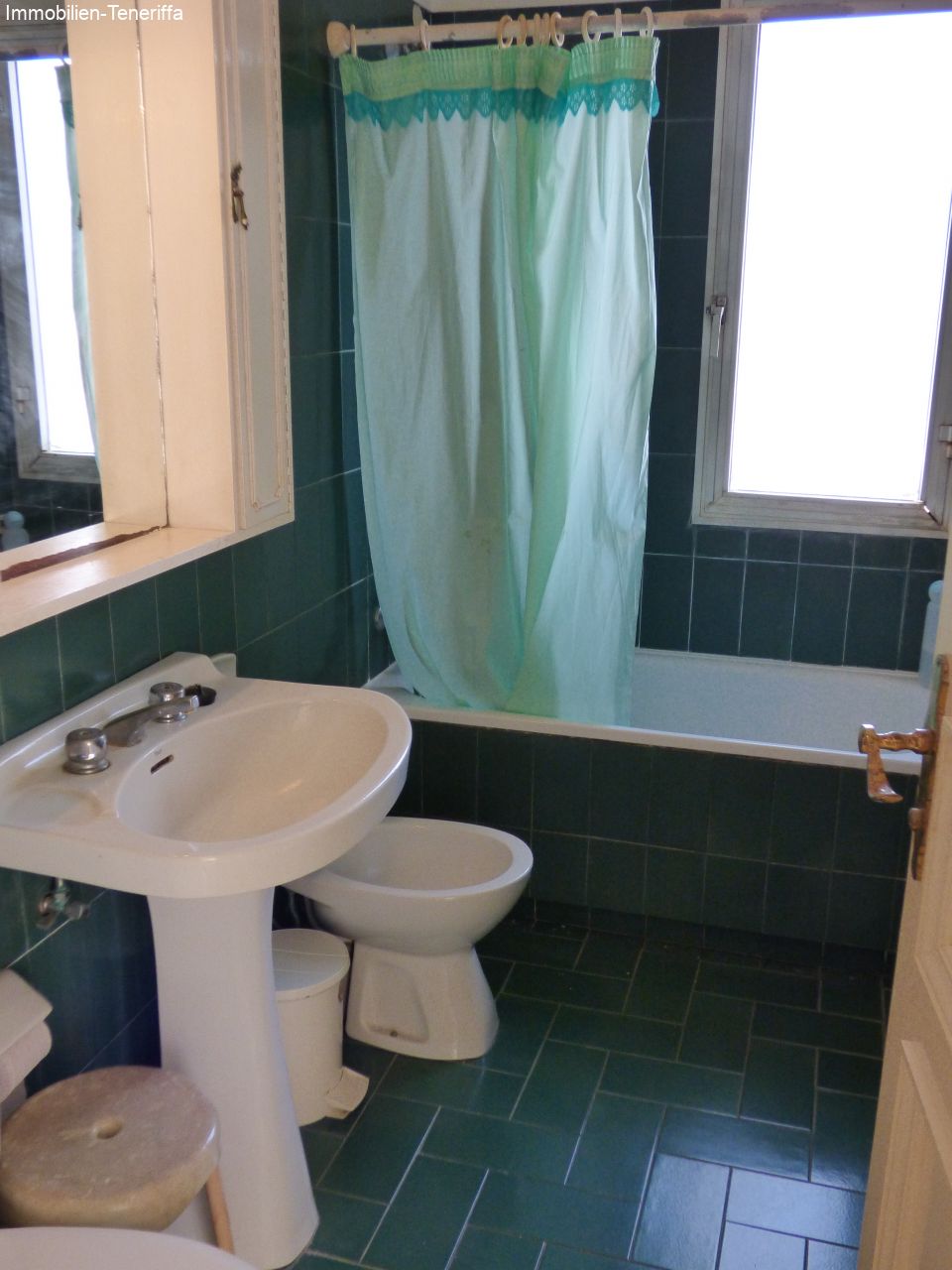 Bungalow con mucho espacio y parcela en el corazón de La Paz, Puerto de la Cruz